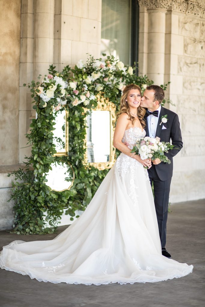 Christ Church Cathedral, bride and groom, Elliott Events